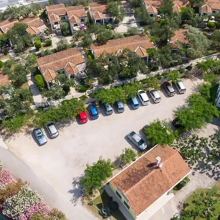 A 2+2+1 Apartman S Jednom Spavacom Sobom *
