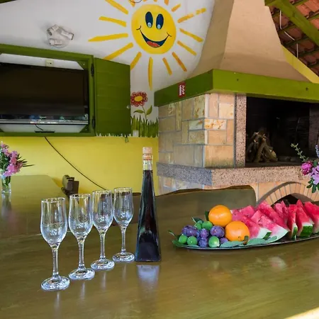 A 2+2+1 Apartman S Jednom Spavacom Sobom Apartman