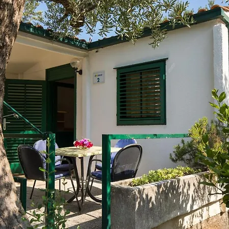 شقة A 2+2+1 Apartman S Jednom Spavacom Sobom كليك